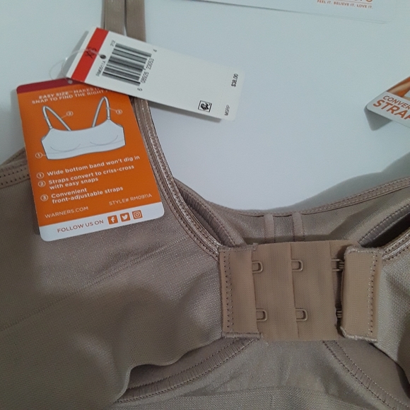 Warners Easy Does It No Dig Wire-Free Convertible Bra - Picture 11 of 11